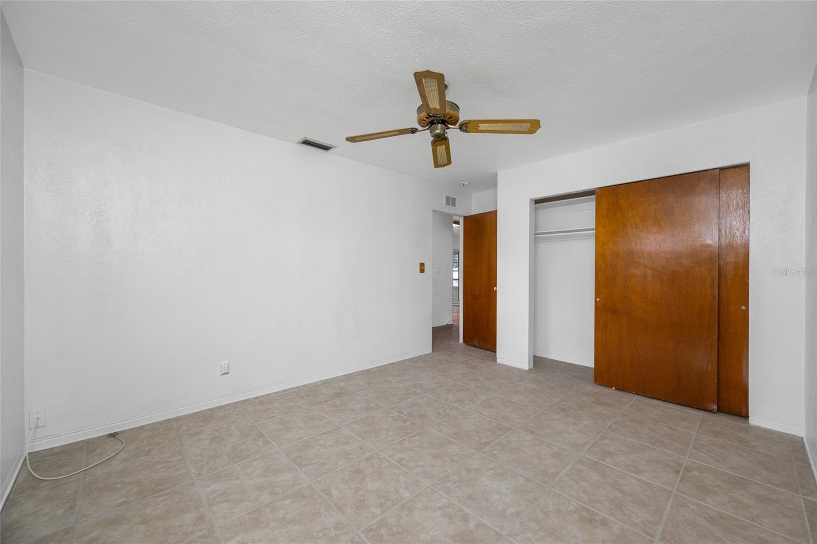 5695 Lime Way Property Photo 8