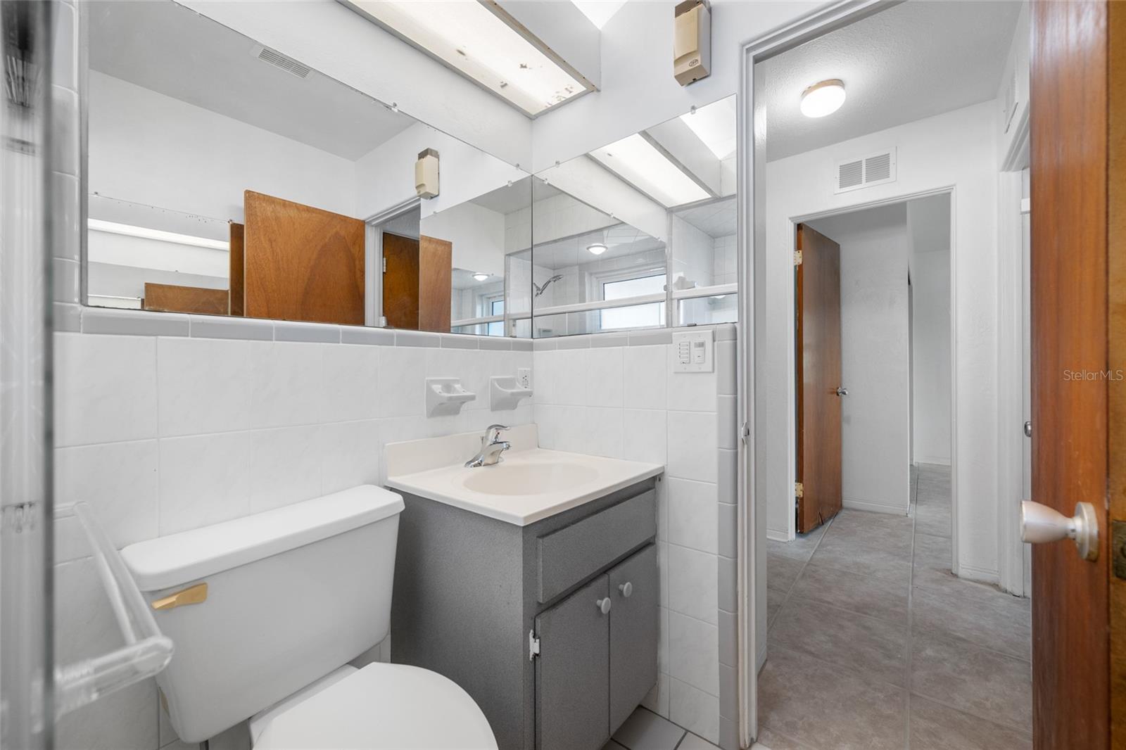 5695 Lime Way Property Photo 10