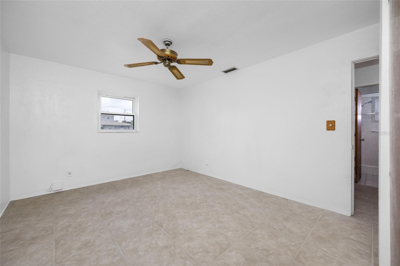 5695 Lime Way Property Photo 11