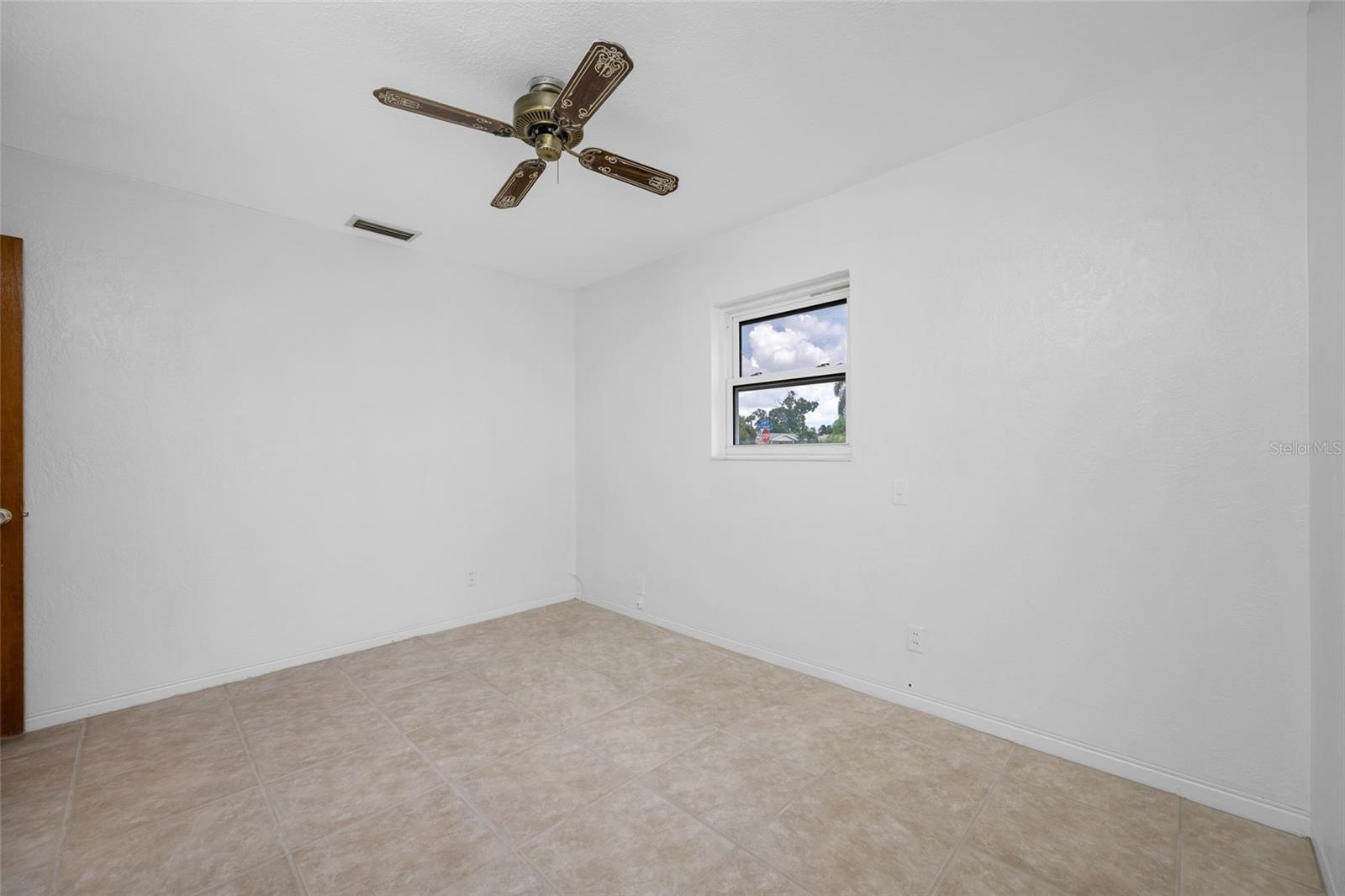 5695 Lime Way Property Photo 15