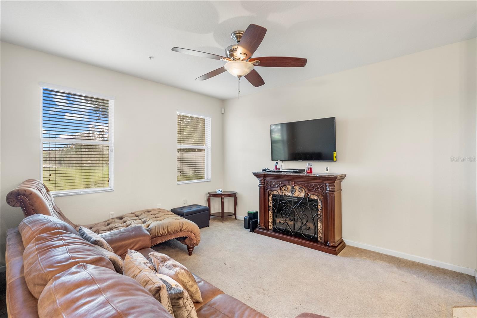1936 Compass Flower Way Property Photo 8