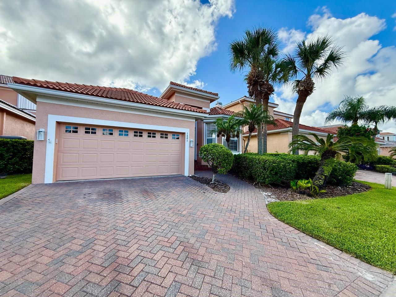 1605 Sand Key Estates Ct Property Photo 2