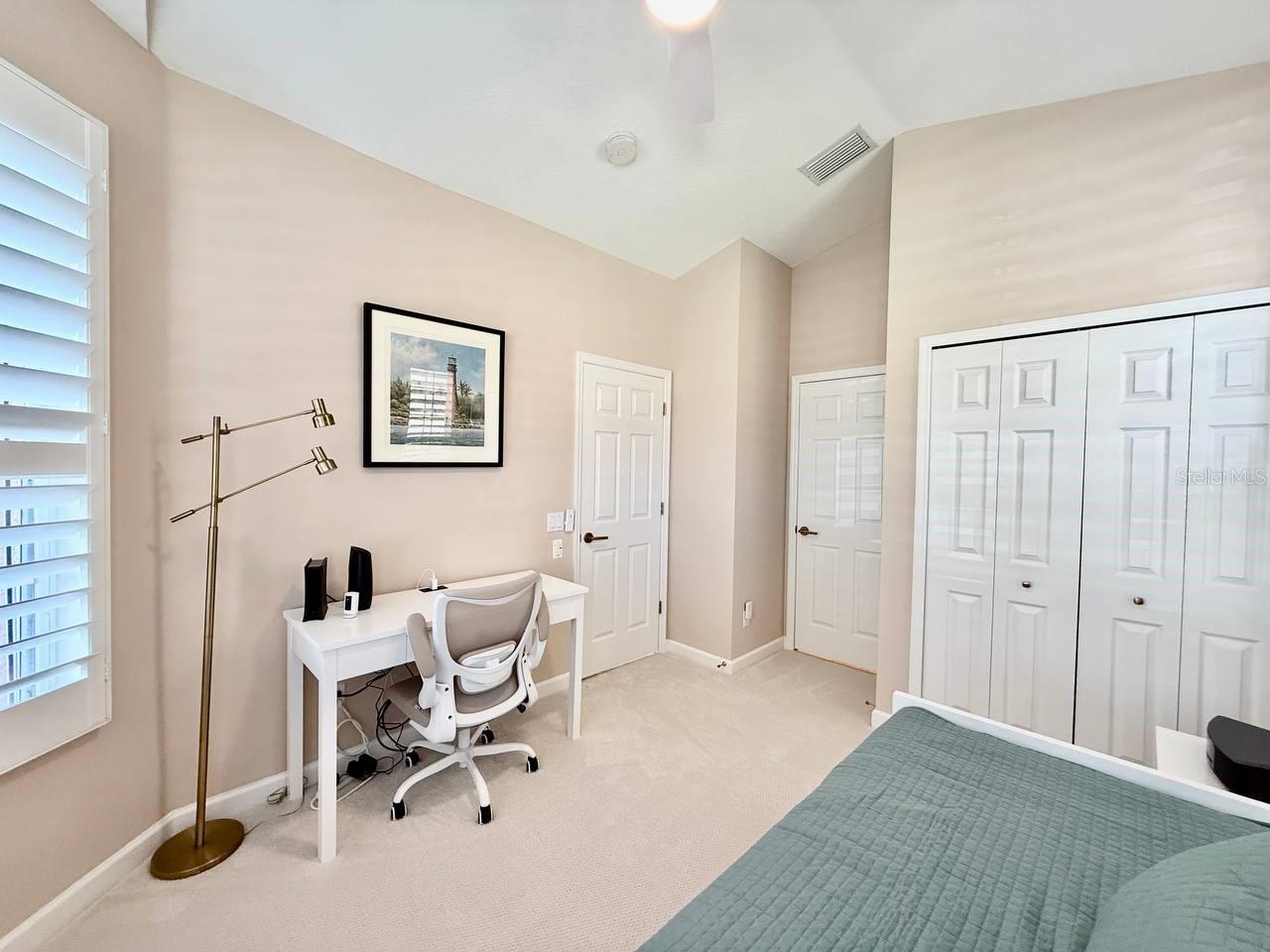 1605 Sand Key Estates Ct Property Photo 8