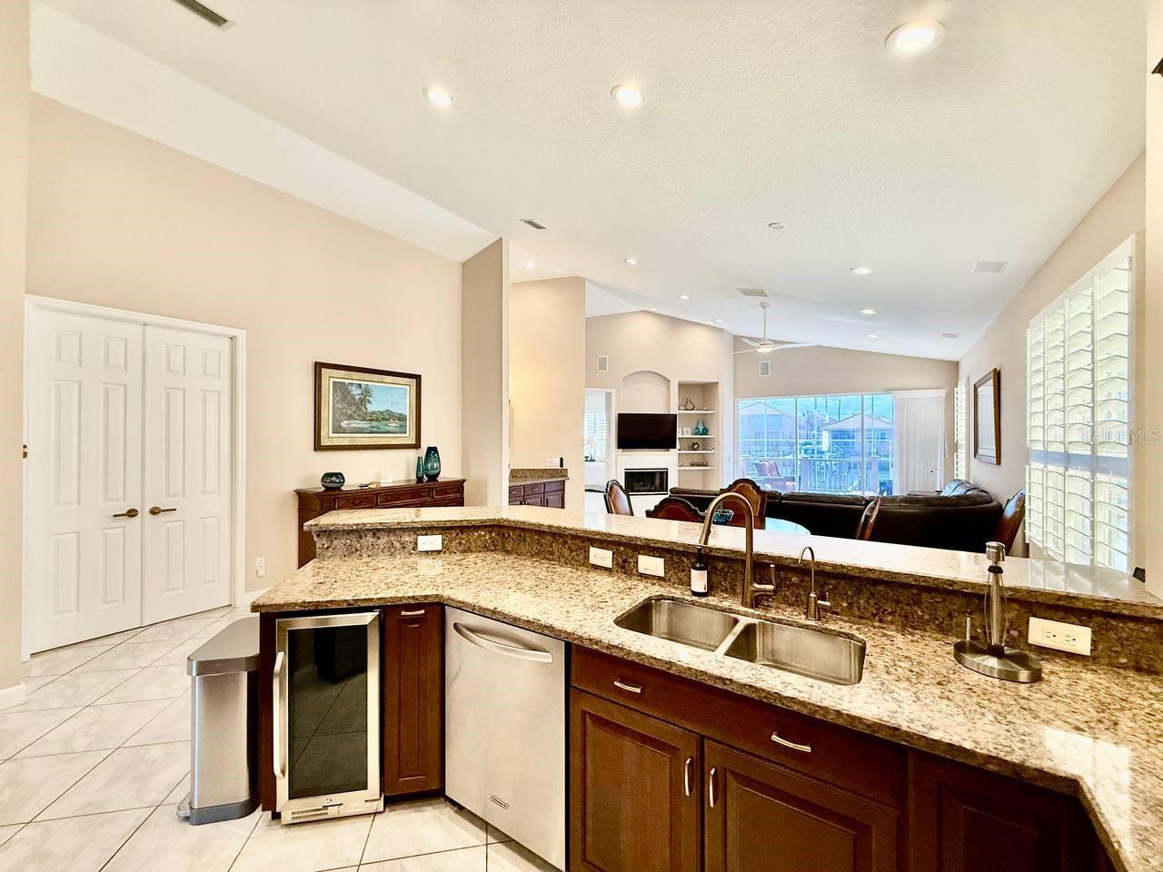 1605 Sand Key Estates Ct Property Photo 18