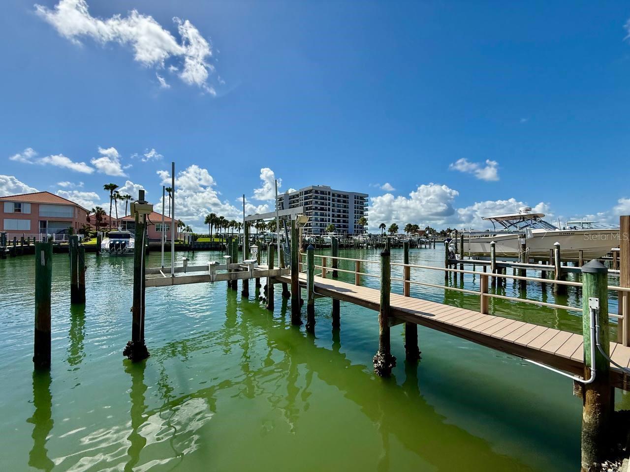 1605 Sand Key Estates Ct Property Photo 55