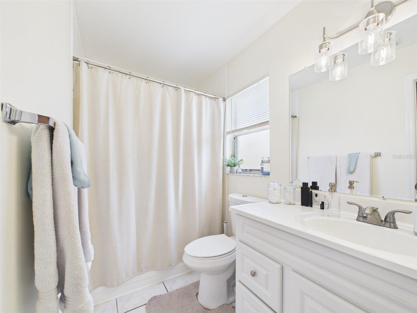 1411 E 109th Ave #b Property Photo 12