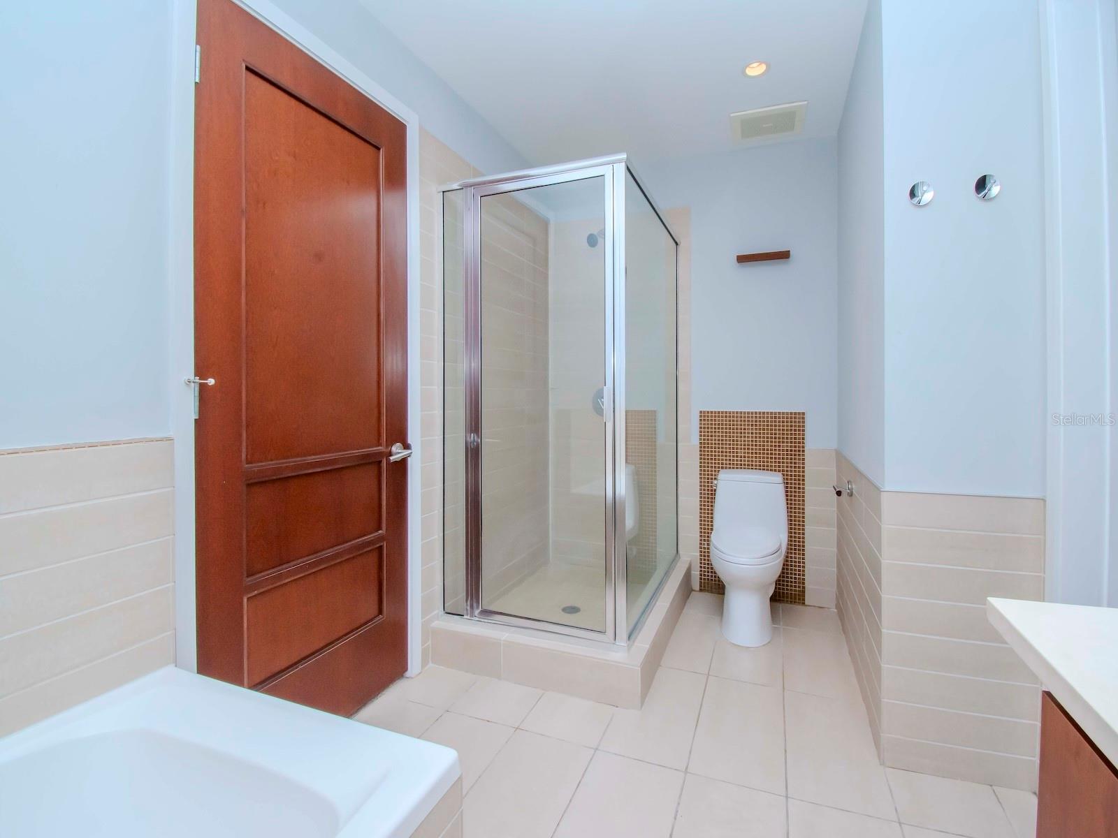 912 Channelside Dr #2311 Property Photo 13