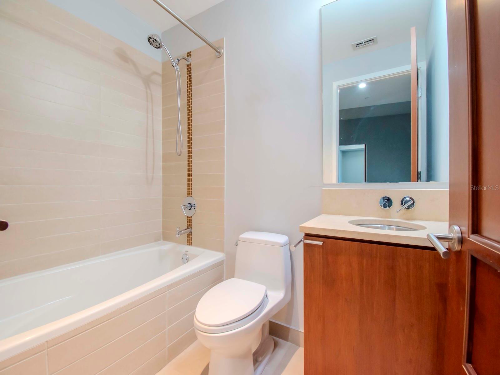 912 Channelside Dr #2311 Property Photo 17