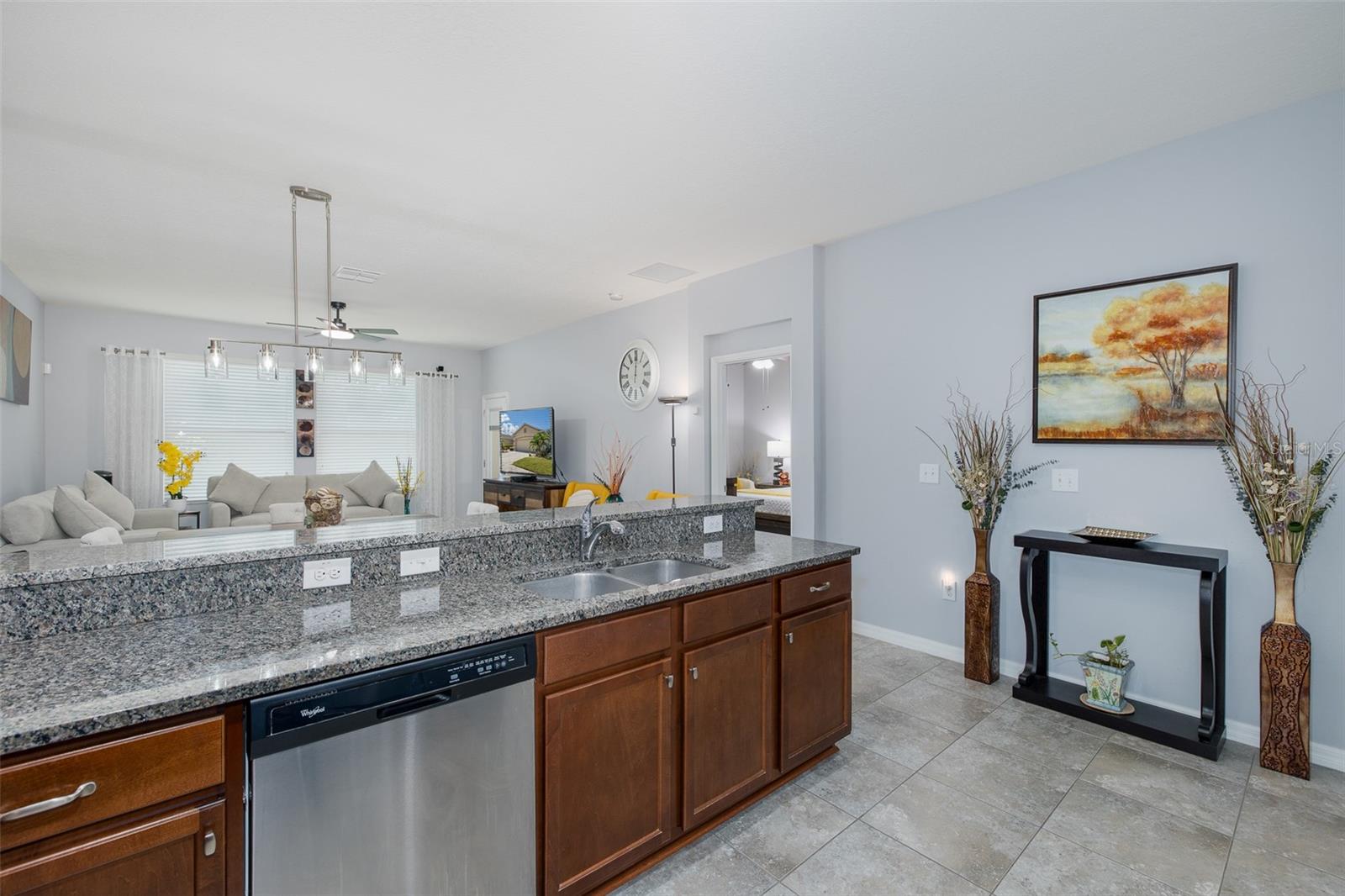 2220 Parrot Fish Dr Property Photo 6