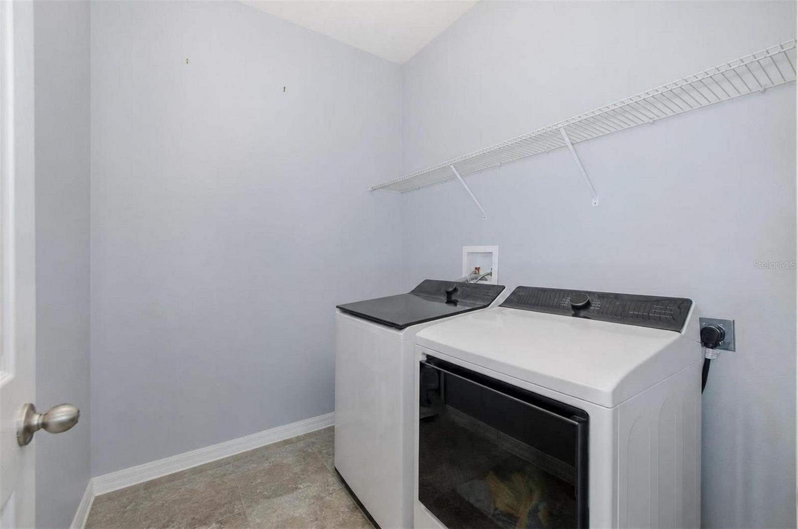 2220 Parrot Fish Dr Property Photo 35