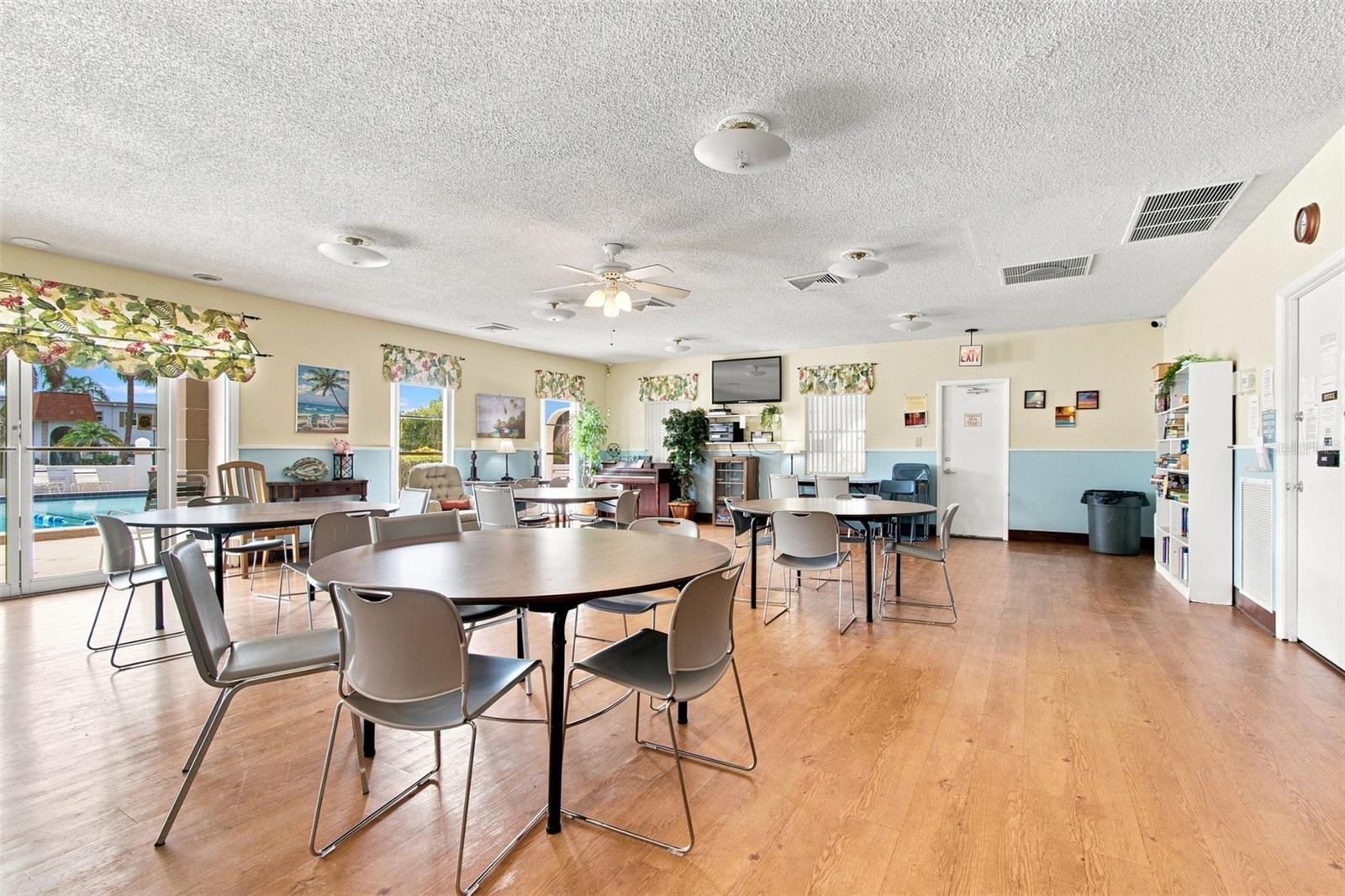 217 S Mcmullen Booth Rd #179 Property Photo 37