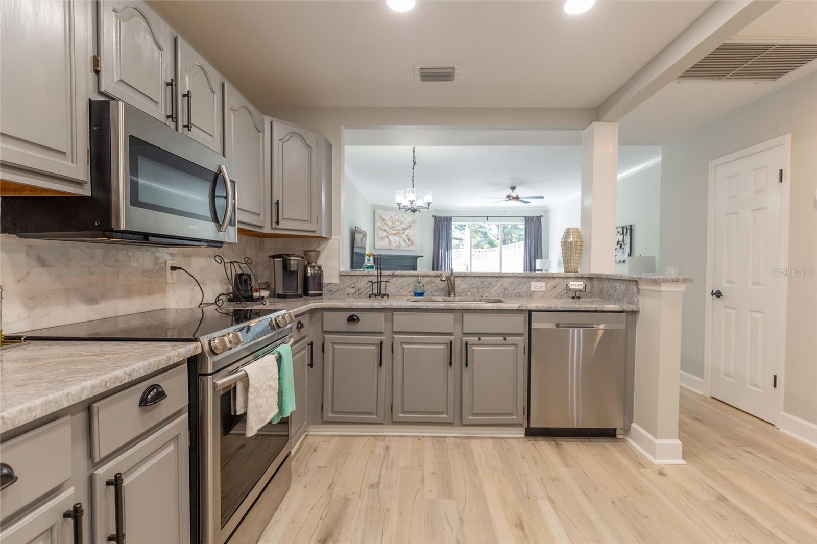 1508 S Bay Villa Pl #b Property Photo 9