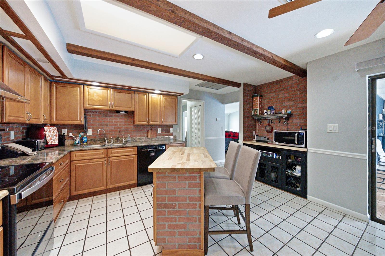 5408 Weber Pl Property Photo 15