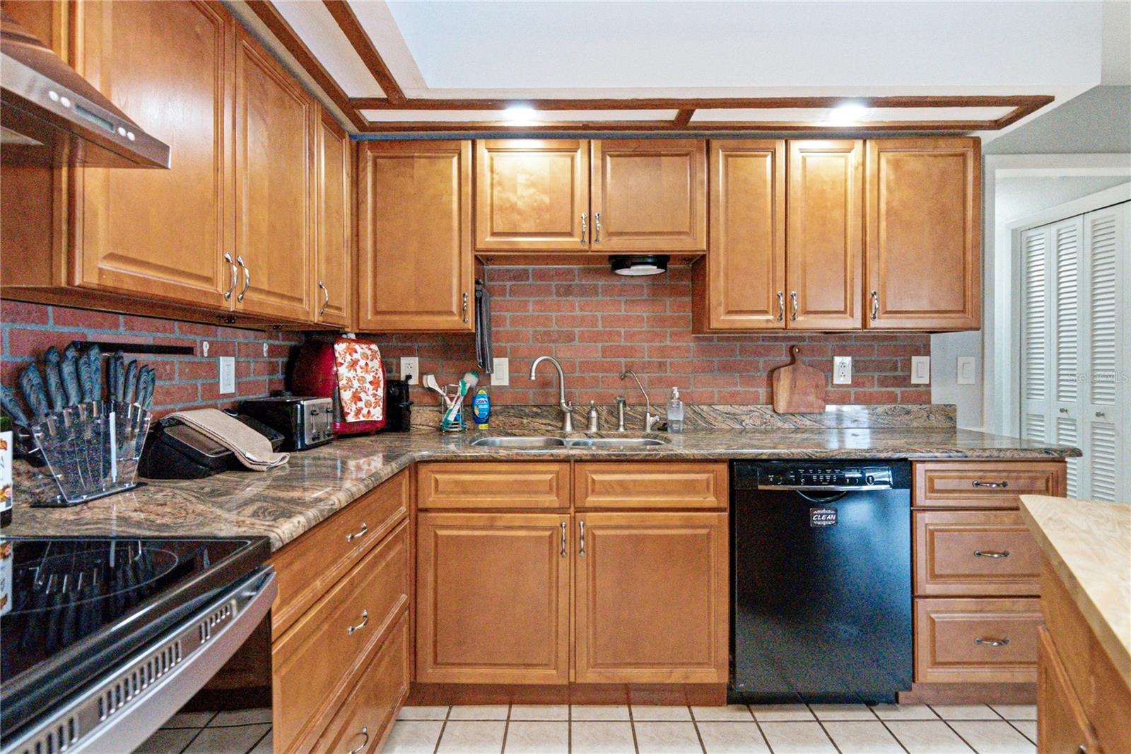 5408 Weber Pl Property Photo 19