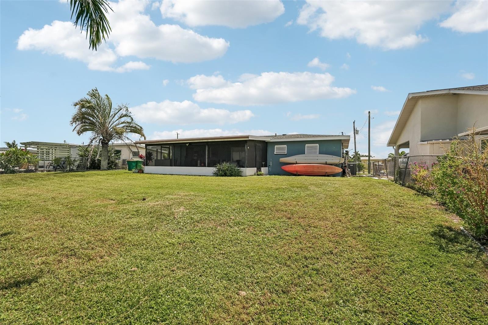 561 Lindley Ter Property Photo 20