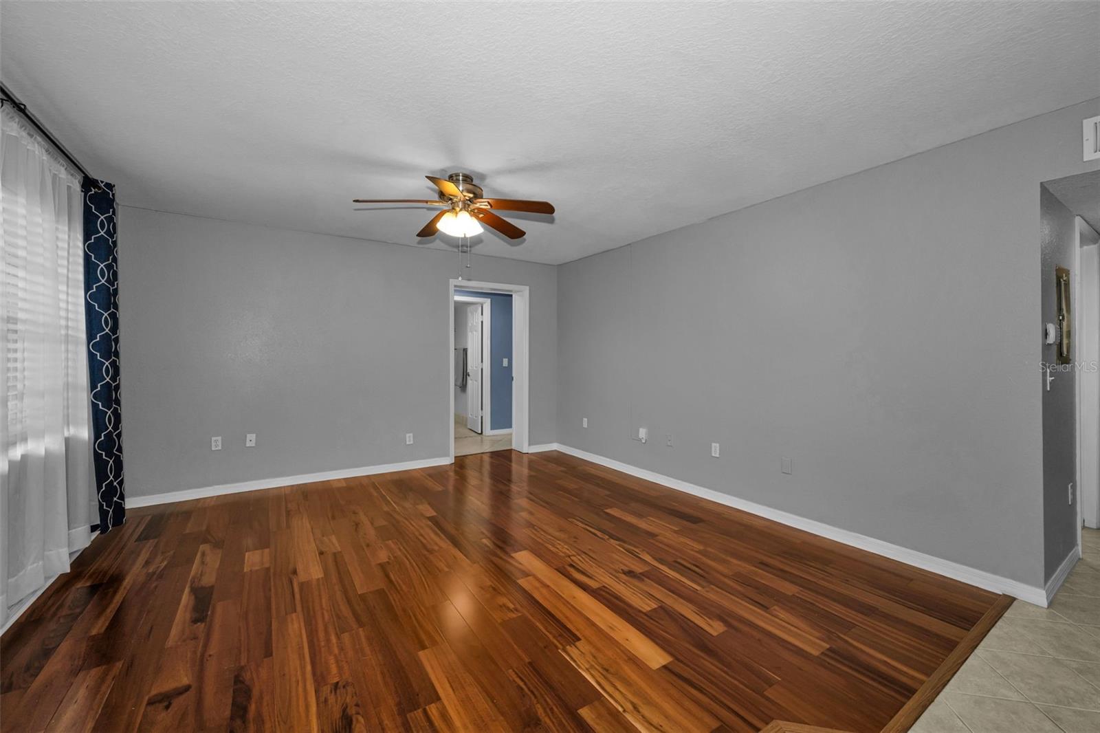 6100 Gulfport Blvd S #405 Property Photo 5
