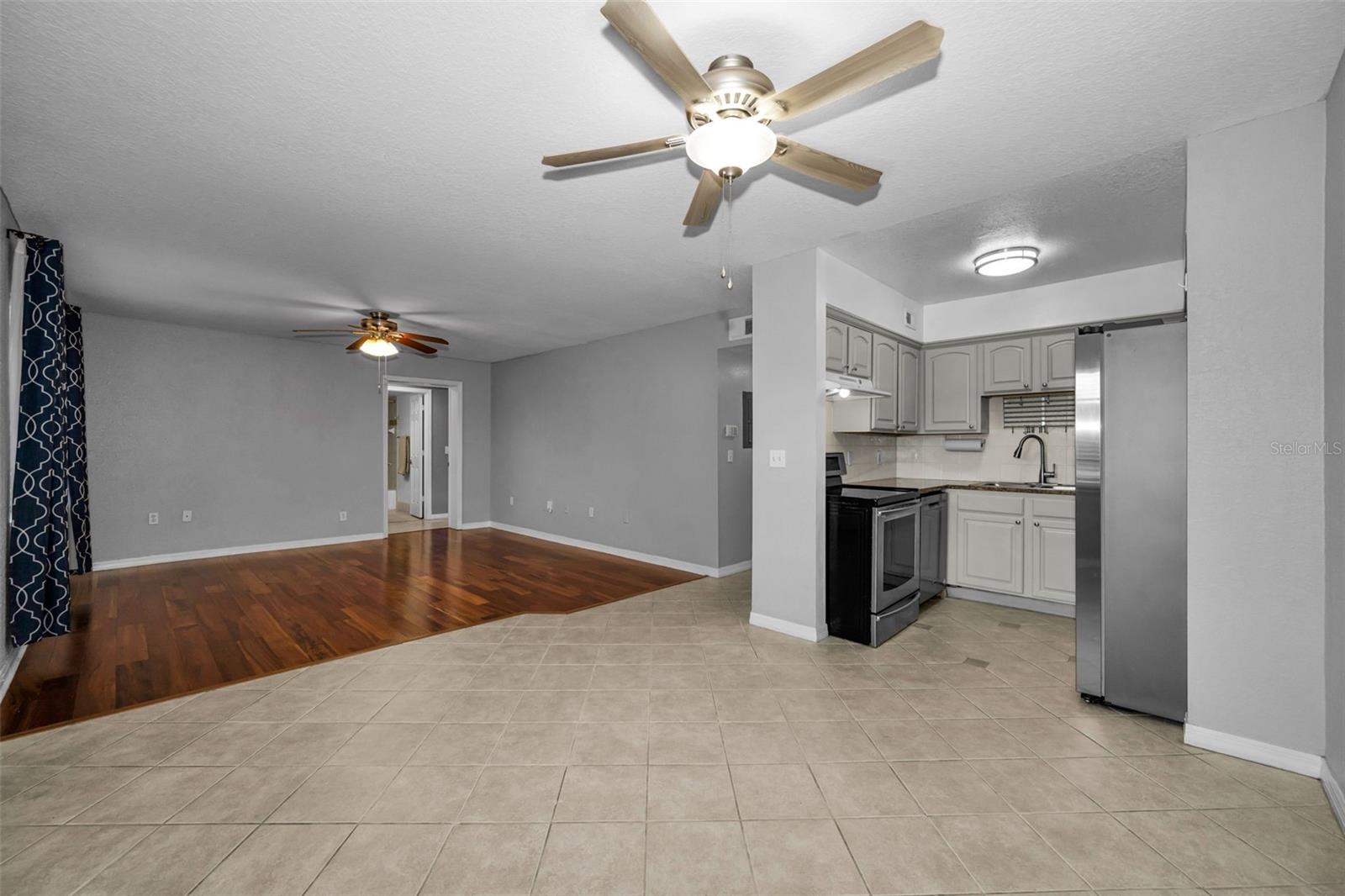 6100 Gulfport Blvd S #405 Property Photo 9