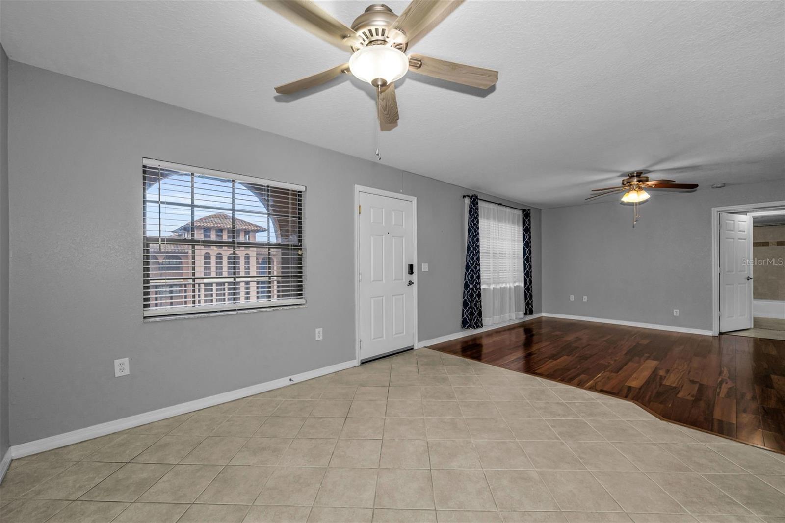 6100 Gulfport Blvd S #405 Property Photo 10