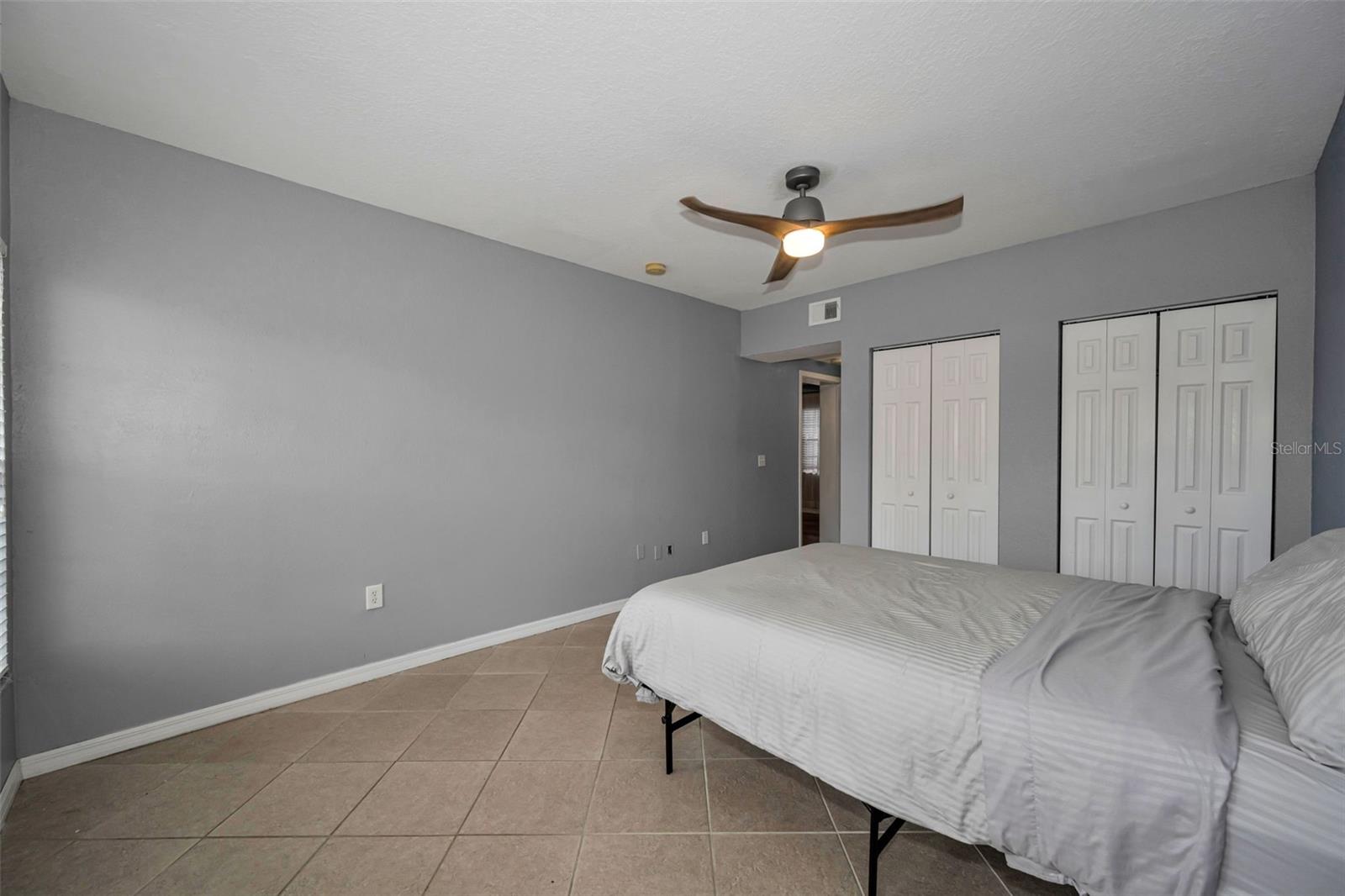6100 Gulfport Blvd S #405 Property Photo 19
