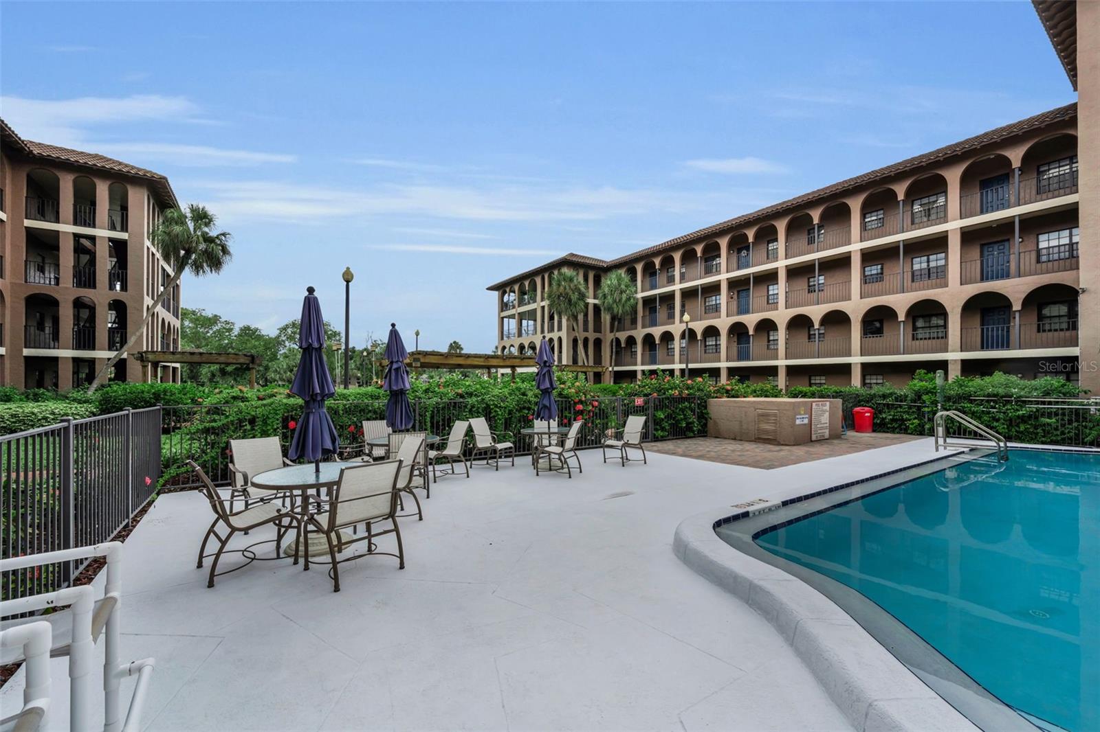 6100 Gulfport Blvd S #405 Property Photo 31