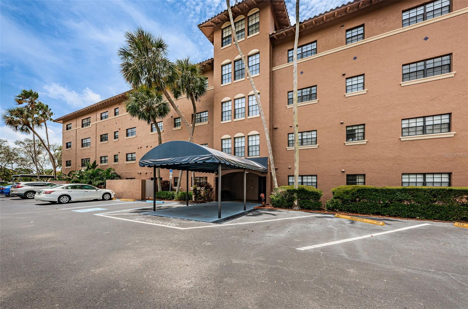 6100 Gulfport Blvd S #405 Property Photo 52