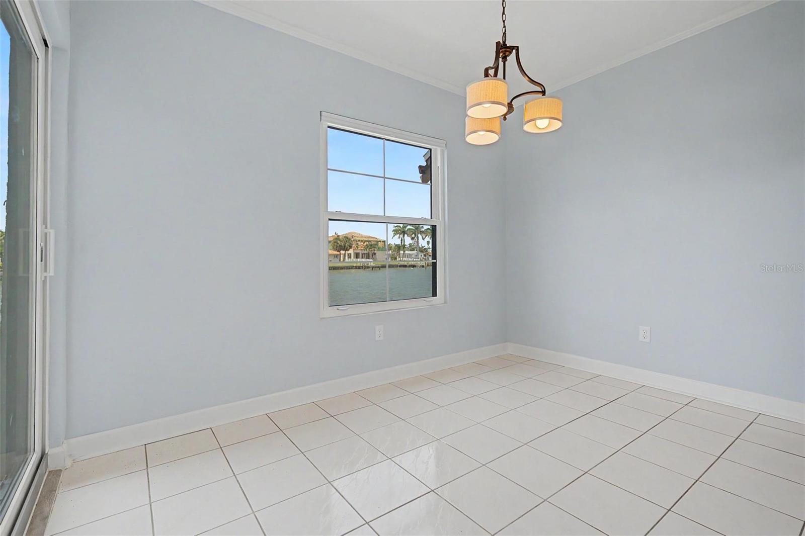 519 Plaza Seville Ct #39 Property Photo 11