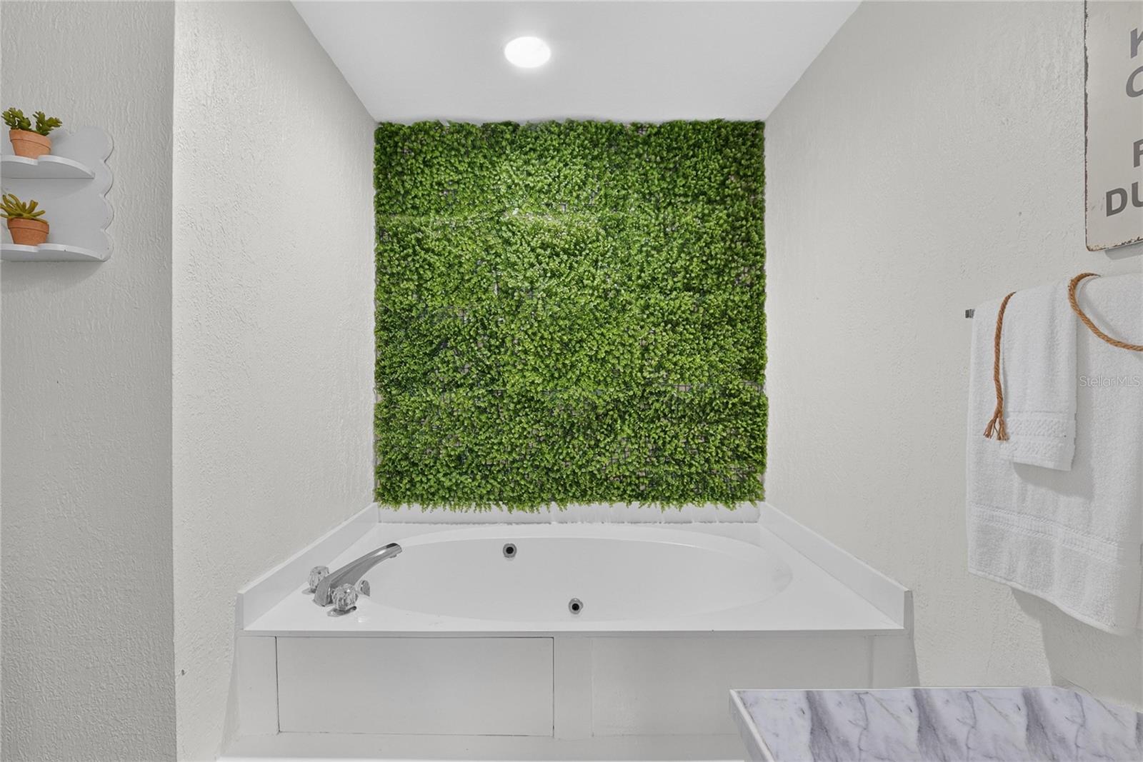 2814 Hammock Dr Property Photo 32