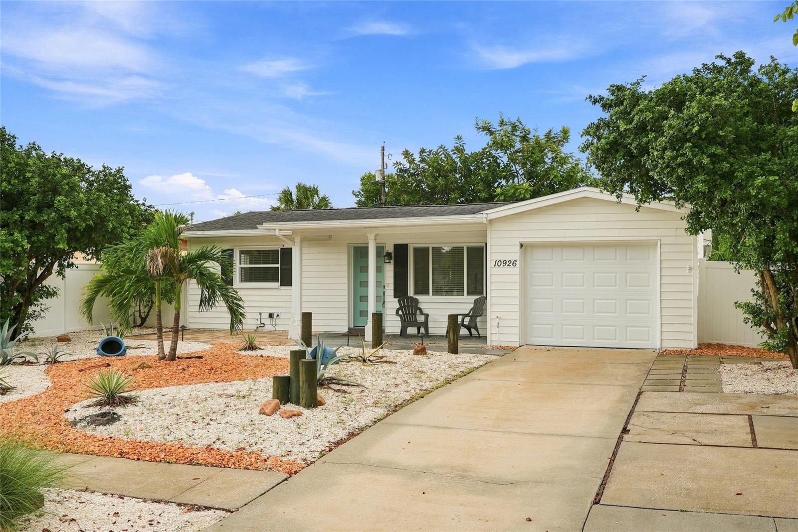 10926 Temple Ave Property Photo 2