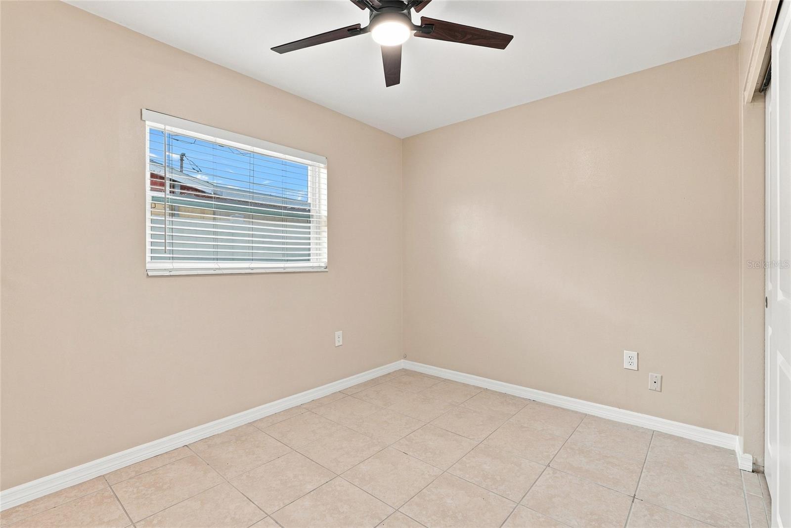 10926 Temple Ave Property Photo 20