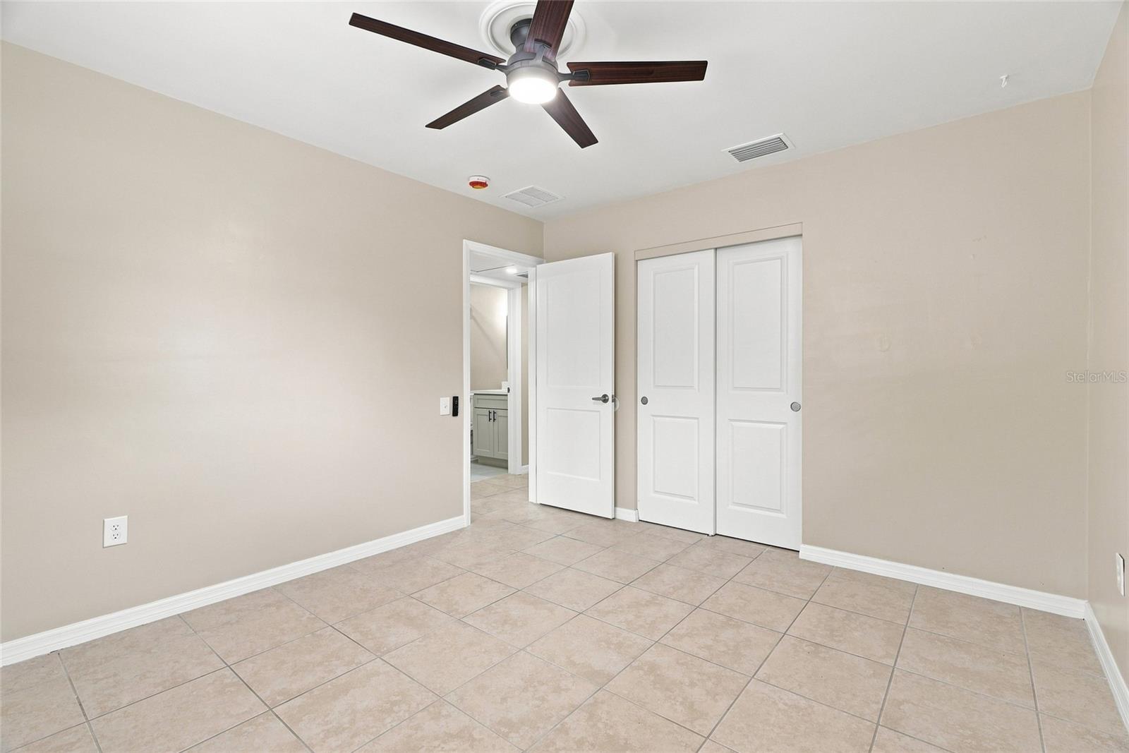 10926 Temple Ave Property Photo 25