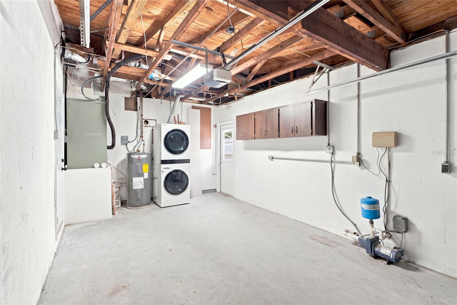 10926 Temple Ave Property Photo 29