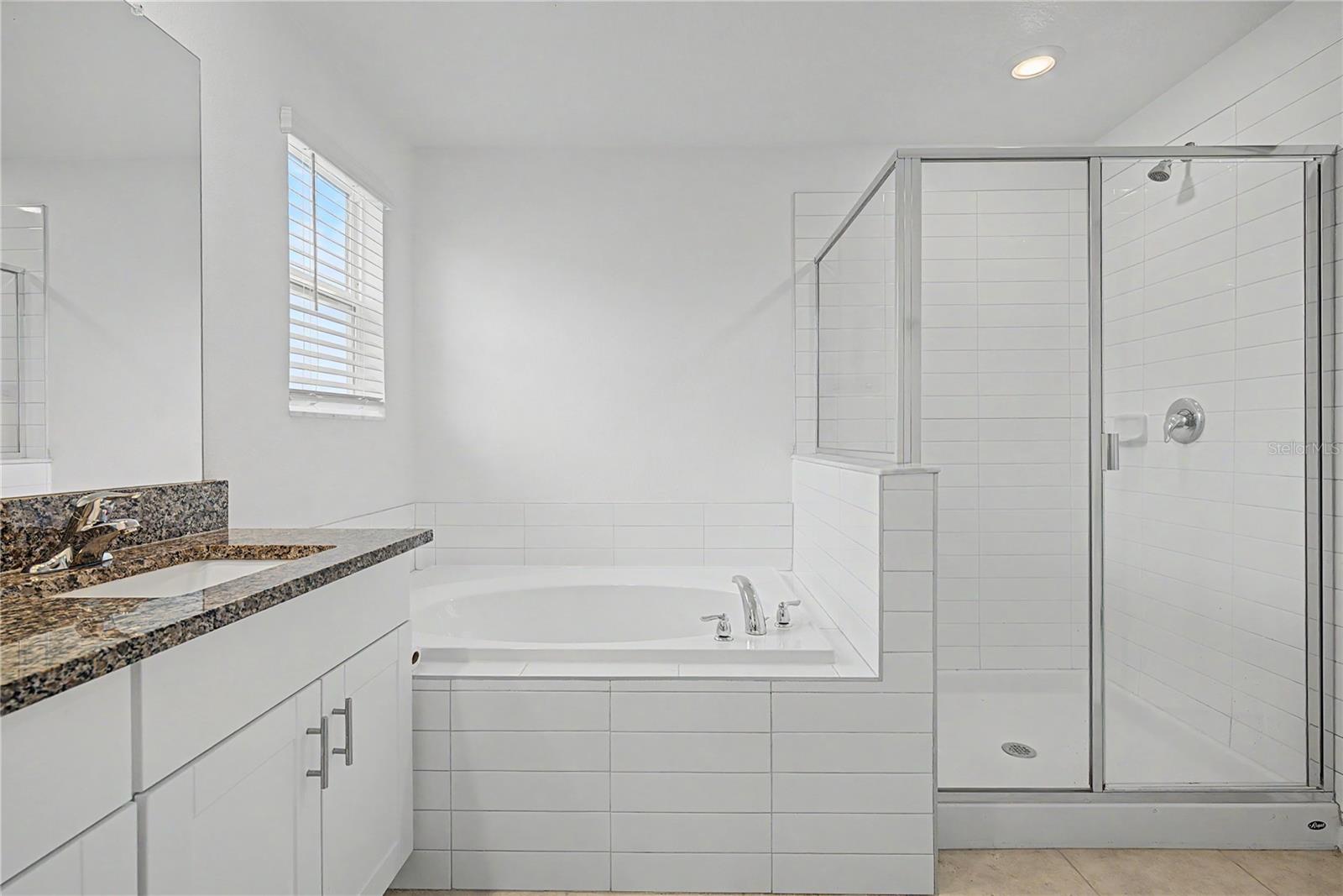 6357 Beverly Hills Dr Property Photo 34