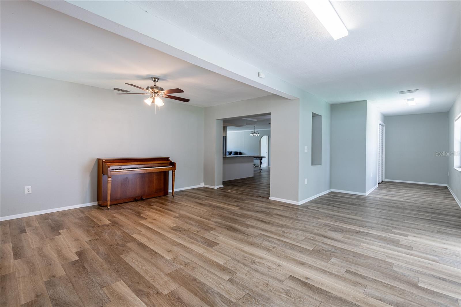1257 Finland Dr Property Photo 24