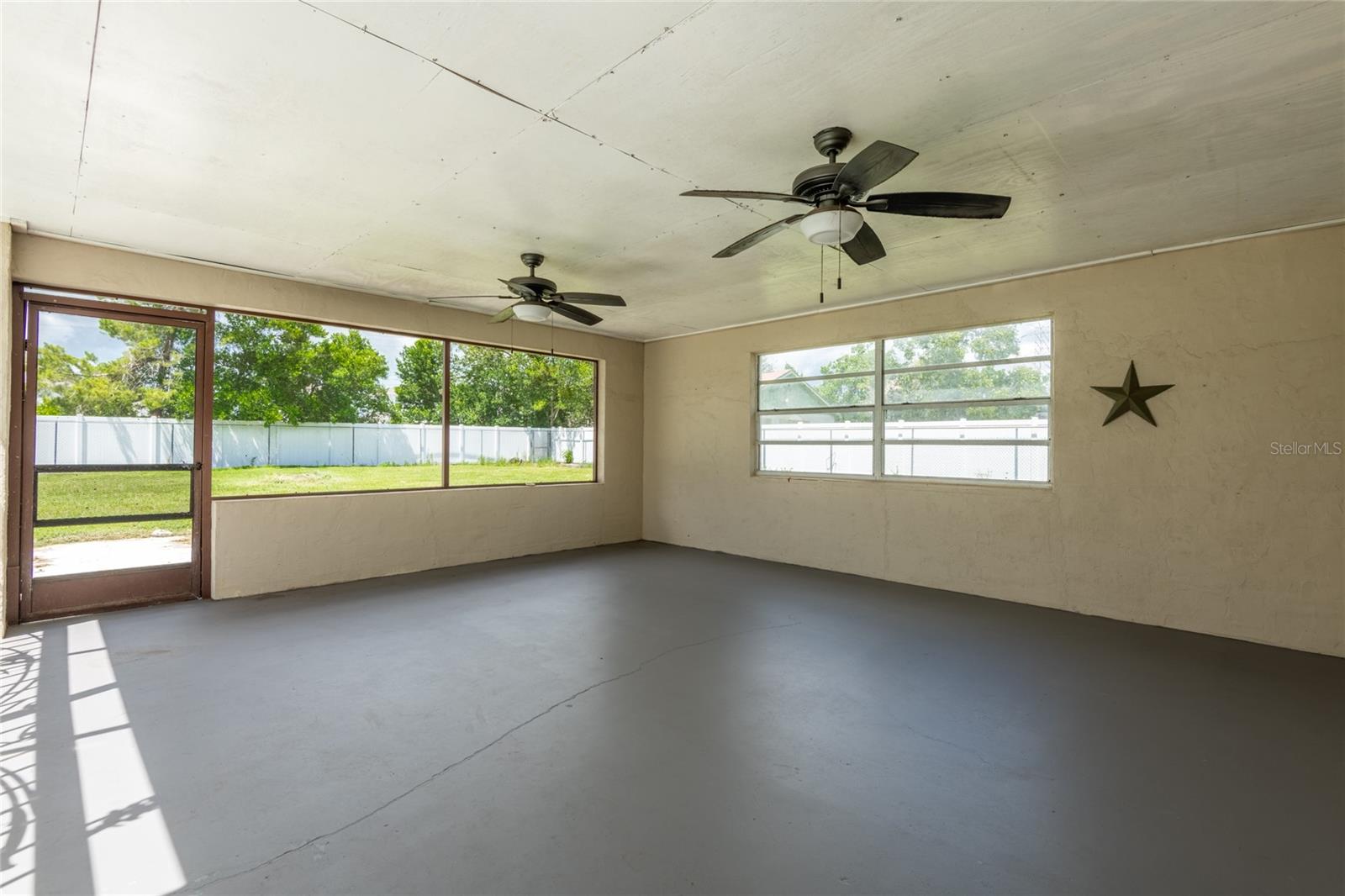 1257 Finland Dr Property Photo 38
