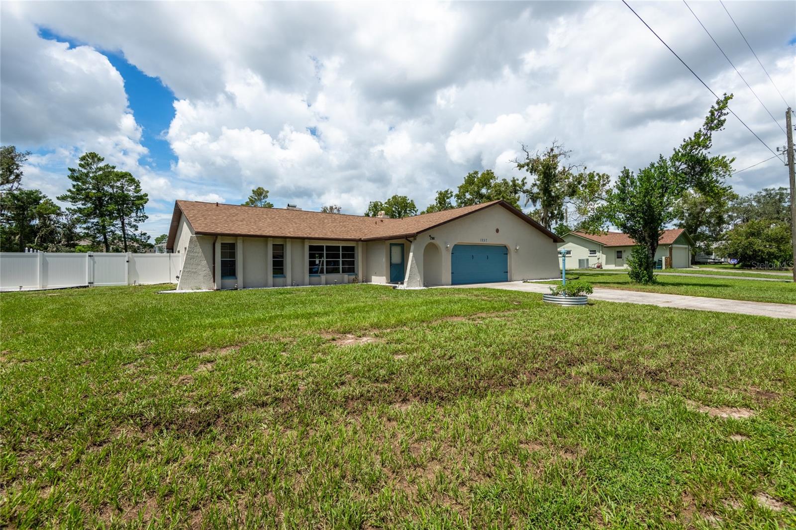 1257 Finland Dr Property Photo 45