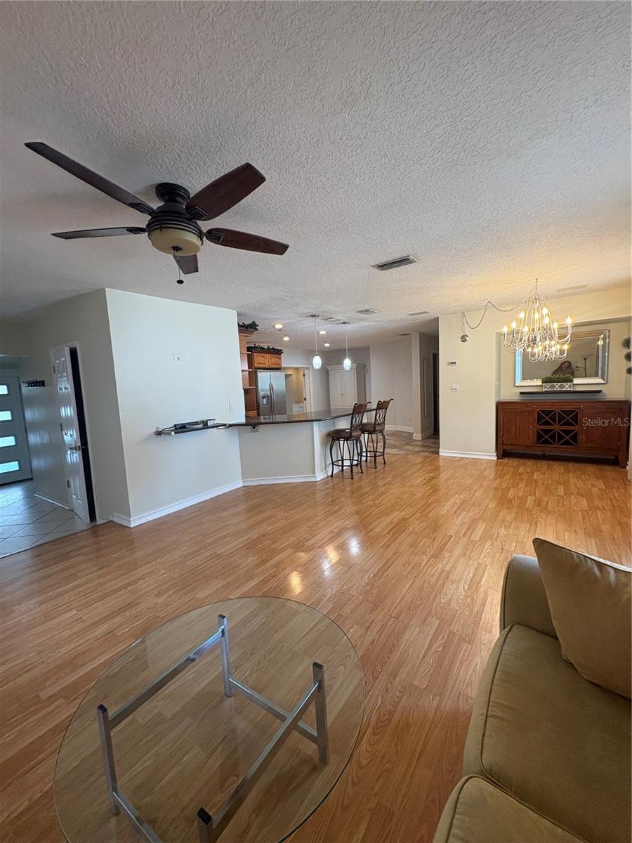 5171 97th Ter N Property Photo 6