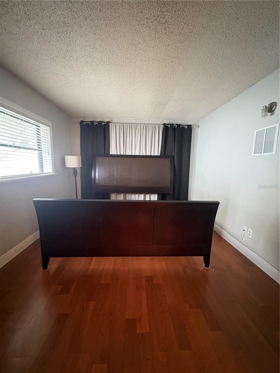 5171 97th Ter N Property Photo 10