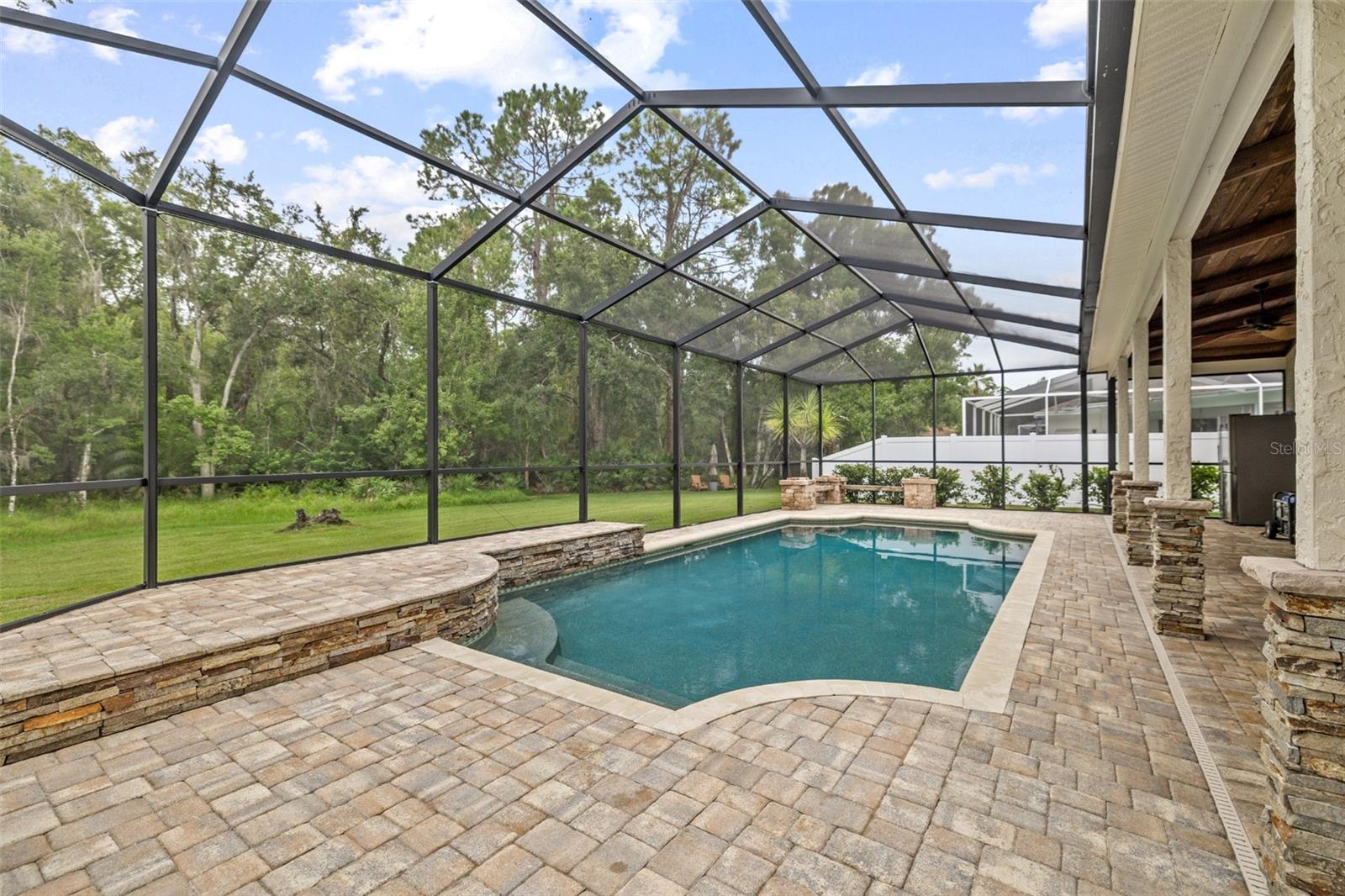 15713 Muirfield Dr Property Photo 33
