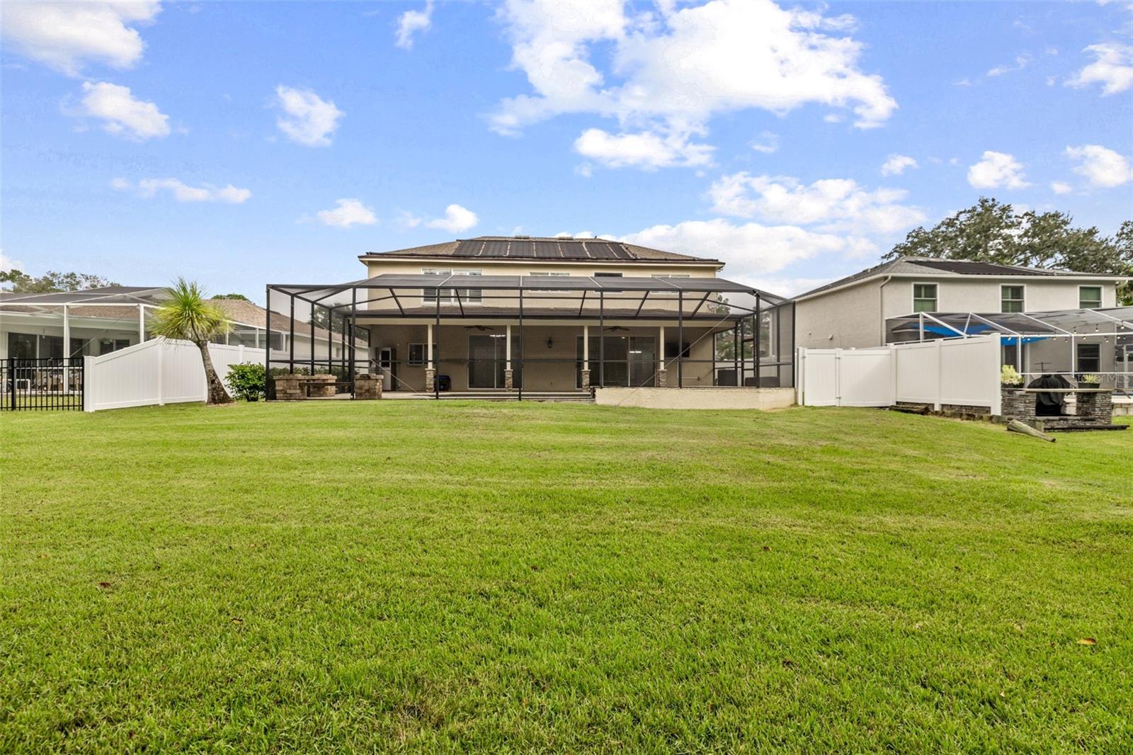 15713 Muirfield Dr Property Photo 37
