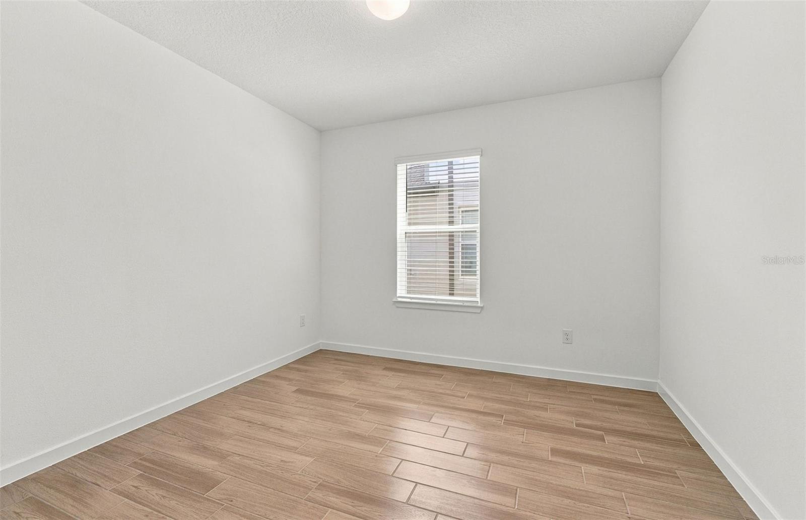 33506 Barnebrook Dr Property Photo 8