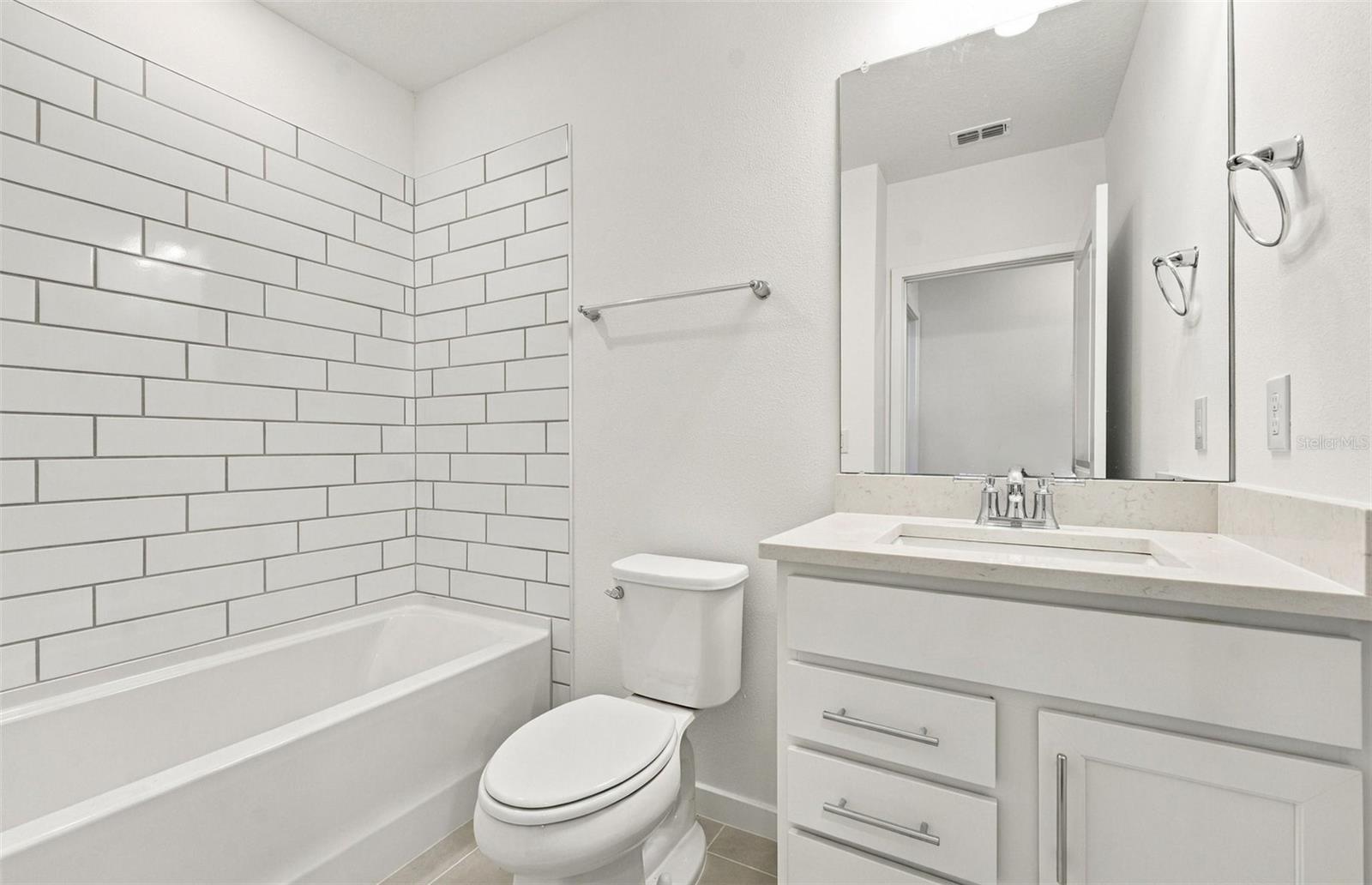 33506 Barnebrook Dr Property Photo 9