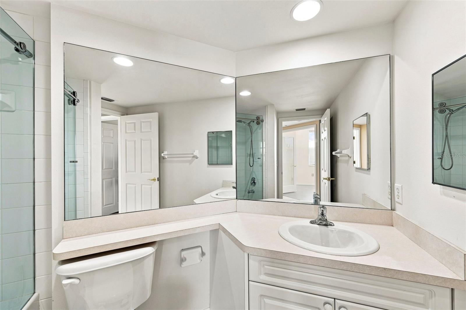 960 Starkey Rd #3501 Property Photo 12