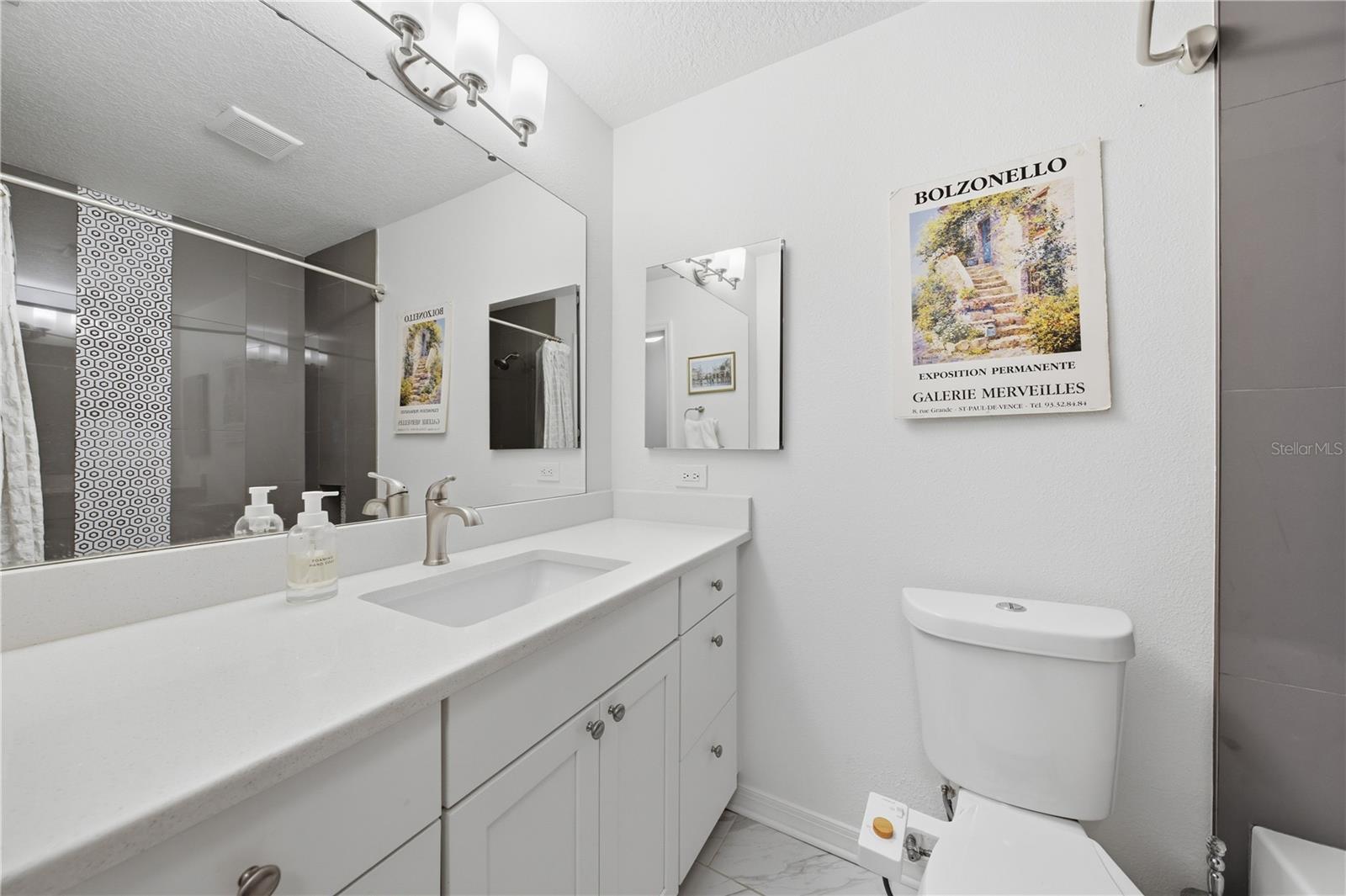 1016 W Ohio Ave Property Photo 22