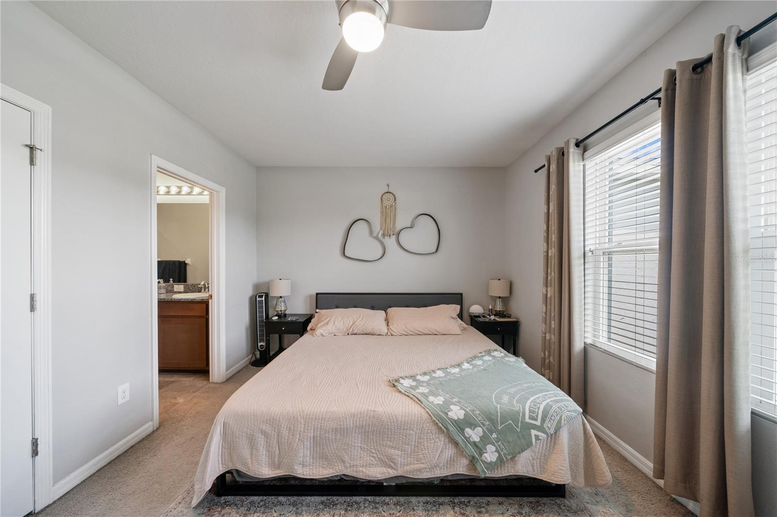 4504 Silver Lining St Property Photo 16