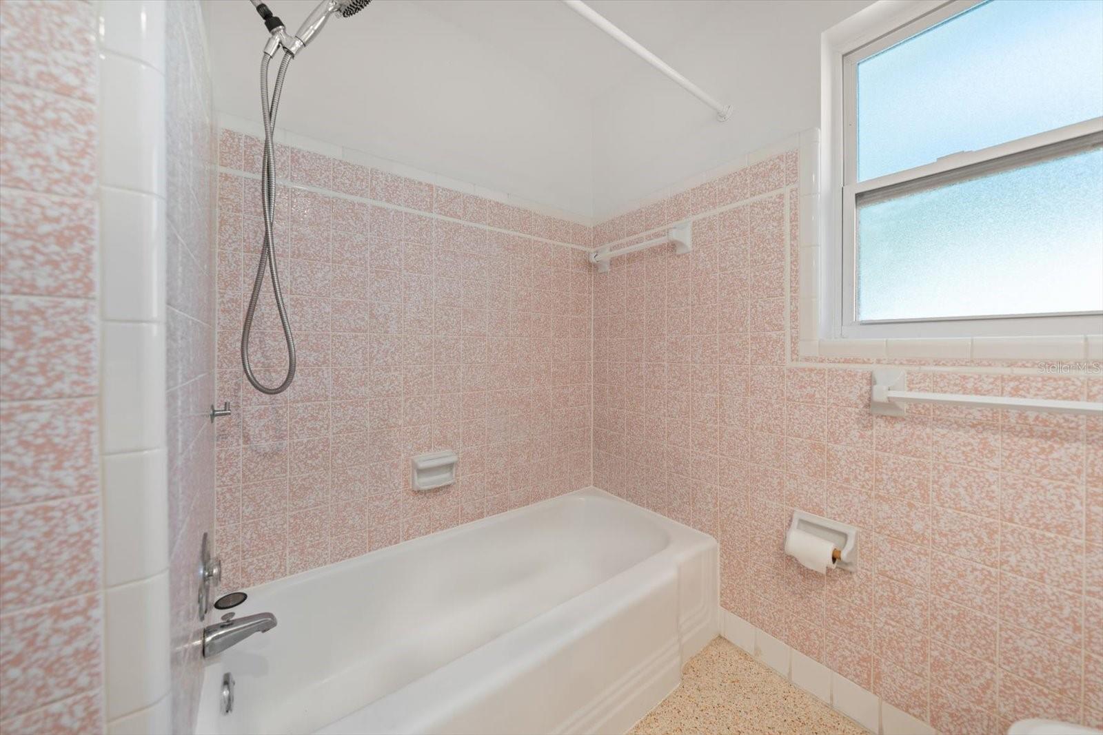 1690 Pinehurst Rd Property Photo 12