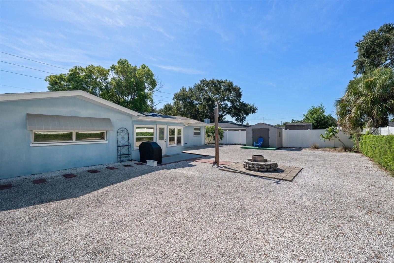 1690 Pinehurst Rd Property Photo 27