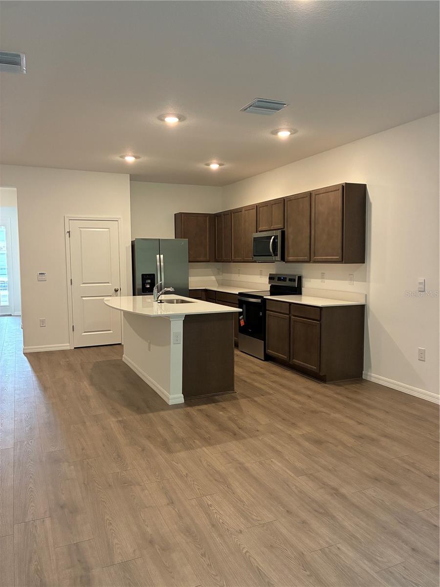32519 Midsummer Night Ln Property Photo 10