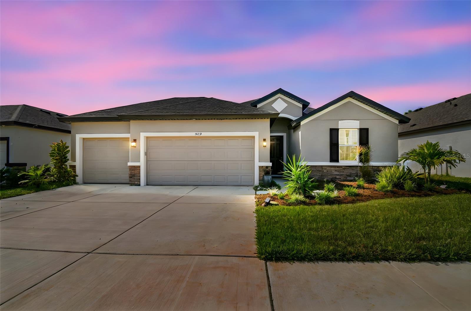 1039 Davis Heather Cir Property Photo 27