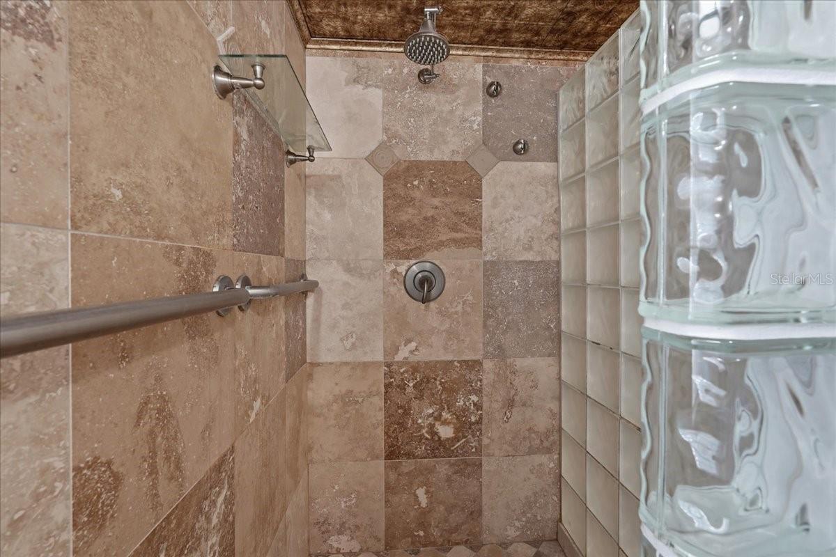 240 Windward Psge #702 Property Photo 46