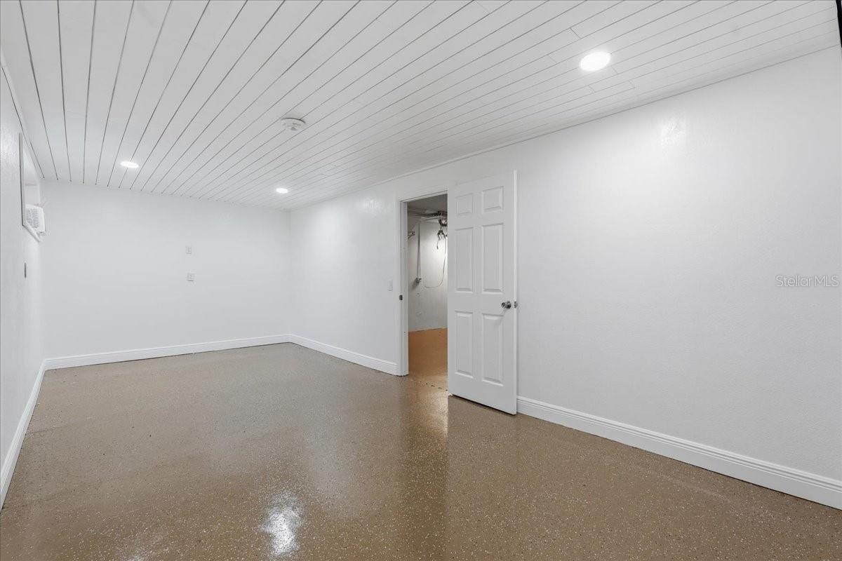 240 Windward Psge #702 Property Photo 55